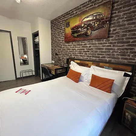 Le Richelieu Bacchus Hotel 2*