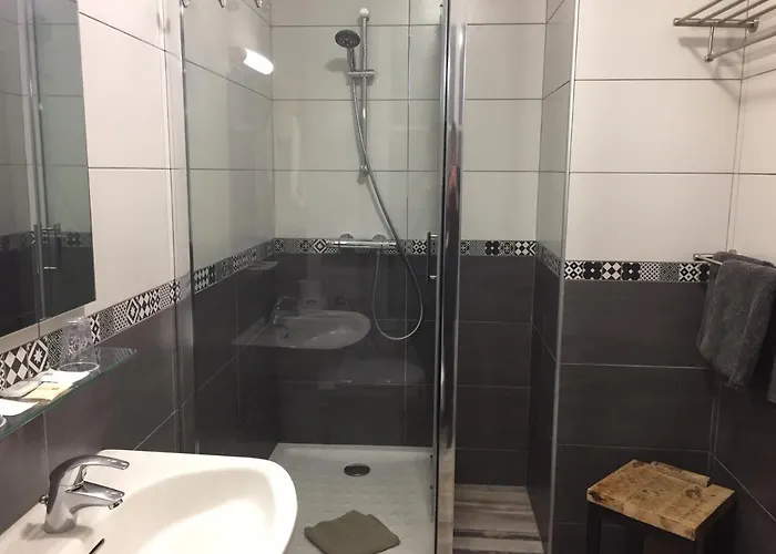 ル リシュリュー バッカス ホテル 2*