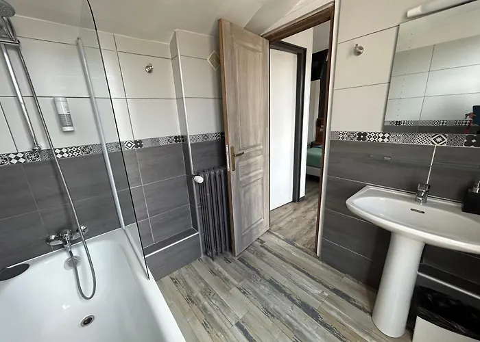 ル リシュリュー バッカス ホテル フォンテーヌブロー