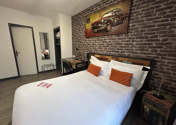 ル リシュリュー バッカス ホテル 2*