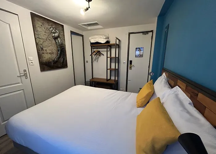 ホテル ル リシュリュー バッカス 2*