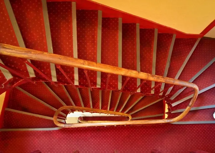 ル リシュリュー バッカス 2* フォンテーヌブロー